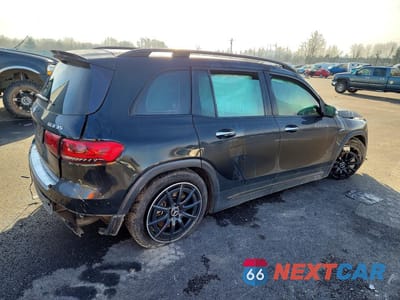 Trzecie zdjęcie samochodu z tyłu: 2022 MERCEDES-BENZ GLB AMG 35 4MATIC VIN:W1N4M5BB0NW173273 - miniatura