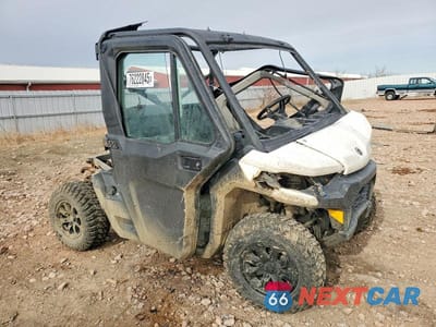 2021 CAN-AM DEFENDER UTILITY VEHICLE 3JBUGAN44MK000325 - główne zdjęcie licytacji z USA - miniatura