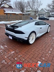 Czwarte zdjęcie samochodu z boku: 2015 LAMBORGHINI HURACAN VIN:ZHWUC1ZF8FLA03249 - miniatura