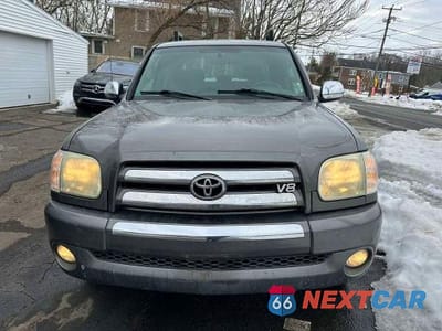 Piąte zdjęcie samochodu w środku: 2005 TOYOTA TUNDRA DOUBLE CAB SR5 VIN:5TBDT44125S483698 - miniatura