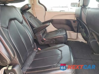 Zdjęcie 11 z 13 samochodu: 2020 CHRYSLER VOYAGER LXI VIN:2C4RC1DG2LR268361 - miniatura