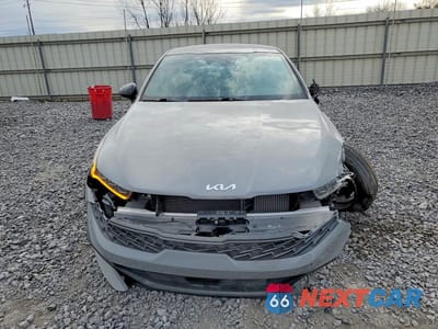 Piąte zdjęcie samochodu w środku: 2024 KIA K5 GT VIN:5XXG44J86RG234508 - miniatura