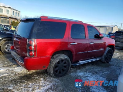 Trzecie zdjęcie samochodu z tyłu: 2013 GMC YUKON DENALI VIN:1GKS2EEF6DR339204 - miniatura