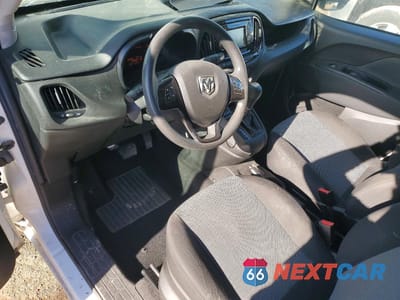 Zdjęcie 8 z 12 samochodu: 2019 RAM PROMASTER CITY UTILITY / SERVICE VAN VIN:ZFBHRFAB7K6M28047 - miniatura