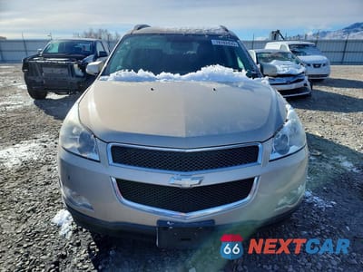 Piąte zdjęcie samochodu w środku: 2012 CHEVROLET TRAVERSE LT VIN:1GNKVJED8CJ160306 - miniatura