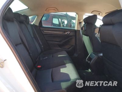 Zdjęcie 10 z 13 samochodu: 2018 HONDA ACCORD LX VIN:1HGCV1F10JA246418 - miniatura