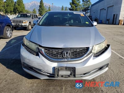 Piąte zdjęcie samochodu w środku: 2013 HONDA CIVIC LX VIN:19XFB2F58DE225363 - miniatura