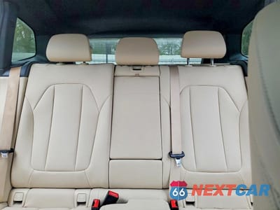Zdjęcie 10 z 13 samochodu: 2019 BMW X3 SDRIVE30I VIN:5UXTR7C59KLR48058 - miniatura