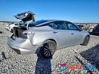 Trzecie zdjęcie samochodu z tyłu: 2023 NISSAN ALTIMA SV VIN:1N4BL4DVXPN318434 - miniatura