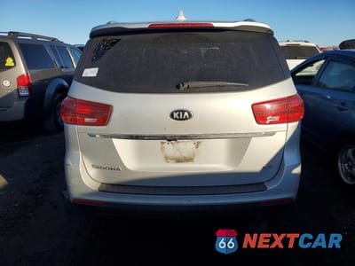Zdjęcie 6 z 11 samochodu: 2019 KIA SEDONA VIN:KNDMB5C17K6510522 - miniatura