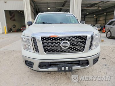Piąte zdjęcie samochodu w środku: 2017 NISSAN TITAN S VIN:1N6AA1R83HN549316 - miniatura