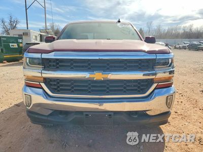 Piąte zdjęcie samochodu w środku: 2018 CHEVROLET SILVERADO K1500 LT VIN:3GCUKREC2JG203245 - miniatura