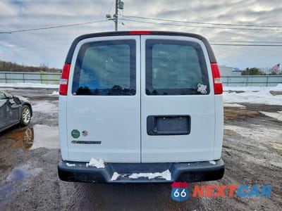 Zdjęcie 6 z 14 samochodu: 2020 CHEVROLET EXPRESS G2500 UTILITY / SERVICE VAN VIN:1GCWGAFG3L1261895 - miniatura