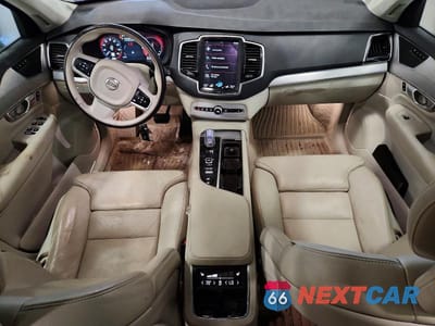 Zdjęcie 8 z 14 samochodu: 2016 VOLVO XC90 T8 VIN:YV4BC0PK2G1081107 - miniatura