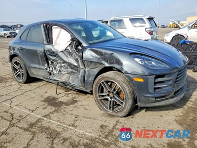 Czwarte zdjęcie samochodu z boku: 2021 PORSCHE MACAN S VIN:WP1AB2A58MLB32978 - miniatura