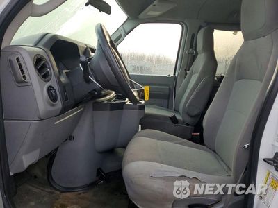 Zdjęcie 7 z 12 samochodu: 2013 FORD ECONOLINE E350 SUPER DUTY WAGON VIN:1FBSS3BL3DDA00959 - miniatura
