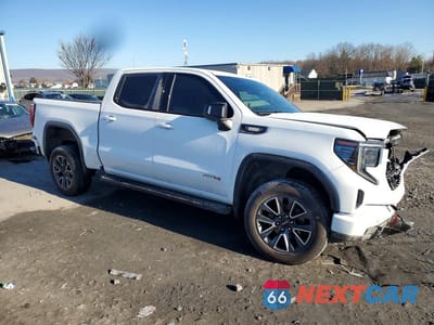 Czwarte zdjęcie samochodu z boku: 2023 GMC SIERRA K1500 AT4 VIN:1GTUUEE83PZ195180 - miniatura