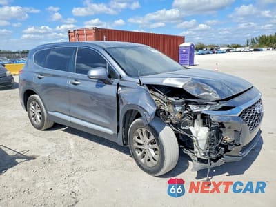 Czwarte zdjęcie samochodu z boku: 2019 HYUNDAI SANTA FE SE VIN:5NMS23AD8KH080009 - miniatura