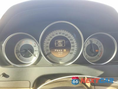 Zdjęcie 9 z 13 samochodu: 2012 MERCEDES-BENZ C 250 VIN:WDDGF4HB4CR239681 - miniatura