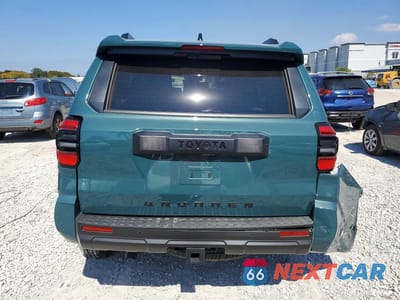 Zdjęcie 6 z 12 samochodu: 2025 TOYOTA 4RUNNER SR5 VIN:JTEVA5BR1S5068675 - miniatura