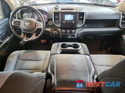 Zdjęcie 8 z 12 samochodu: 2019 RAM TRUCKS 1500 BIG HORN/LONE STAR VIN:1C6SRFBTXKN852409 - miniatura