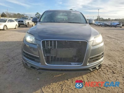 Piąte zdjęcie samochodu w środku: 2013 AUDI Q7 PREMIUM PLUS VIN:WA1LGAFE1DD013608 - miniatura
