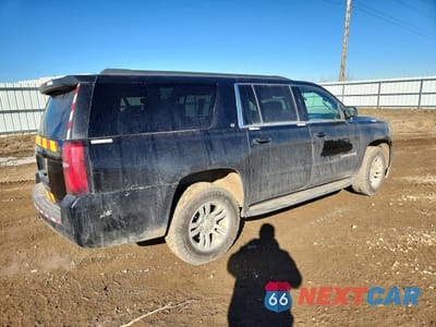 Trzecie zdjęcie samochodu z tyłu: 2020 CHEVROLET SUBURBAN K1500 LT VIN:1GNSKHKC3LR263499 - miniatura