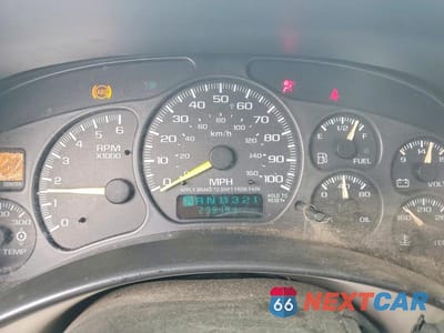 Zdjęcie 9 z 11 samochodu: 2000 CHEVROLET SILVERADO K2500 VIN:1GCGK29U0YE271343 - miniatura