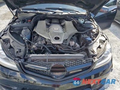 Zdjęcie 11 z 13 samochodu: 2013 MERCEDES-BENZ C 63 AMG VIN:WDDGF7HB9DA849044 - miniatura
