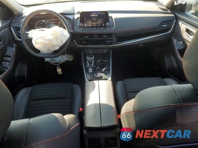 Zdjęcie 8 z 13 samochodu: 2025 NISSAN ROGUE ROCK CREEK VIN:5N1BT3BB8SC674748 - miniatura