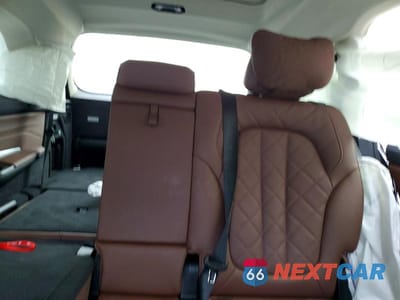 Zdjęcie 10 z 13 samochodu: 2023 BMW X7 XDRIVE40I VIN:5UX23EM01P9P59199 - miniatura