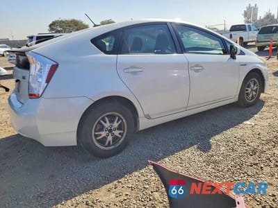 Trzecie zdjęcie samochodu z tyłu: 2011 TOYOTA PRIUS VIN:JTDKN3DUXB1390353 - miniatura