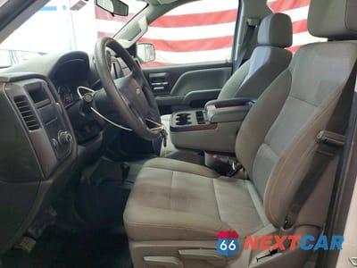 Zdjęcie 7 z 12 samochodu: 2019 CHEVROLET SILVERADO LD K1500 BASE/LS VIN:2GCVKNEC7K1167799 - miniatura