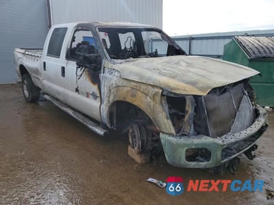 Czwarte zdjęcie samochodu z boku: 2015 FORD F350 SUPER DUTY VIN:1FT8W3BT2FEC33724 - miniatura