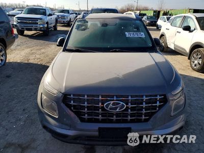 Piąte zdjęcie samochodu w środku: 2021 HYUNDAI VENUE SEL VIN:KMHRC8A3XMU105449 - miniatura