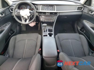Zdjęcie 8 z 12 samochodu: 2019 KIA OPTIMA LX VIN:5XXGT4L33KG378690 - miniatura