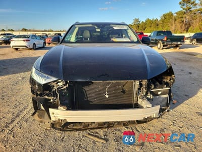 Piąte zdjęcie samochodu w środku: 2023 AUDI Q8 PRESTIGE VIN:WA1CVBF19PD004944 - miniatura