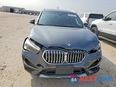 Piąte zdjęcie samochodu w środku: 2021 BMW X1 SDRIVE28I VIN:WBXJG7C03M5S27327 - miniatura