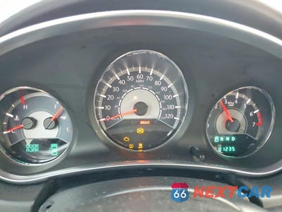 Zdjęcie 9 z 13 samochodu: 2011 CHRYSLER 200 TOURING VIN:1C3BC1FB1BN526744 - miniatura