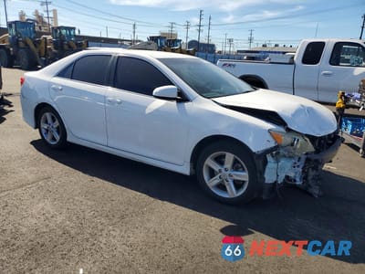 Czwarte zdjęcie samochodu z boku: 2014 TOYOTA CAMRY SE VIN:4T1BF1FK5EU367980 - miniatura