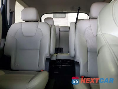 Zdjęcie 10 z 12 samochodu: 2022 KIA TELLURIDE S AWD VIN:5XYP6DHC8NG210818 - miniatura