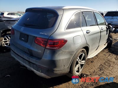 Trzecie zdjęcie samochodu z tyłu: 2021 MERCEDES-BENZ GLC 300 4MATIC VIN:W1N0G8EB3MV274668 - miniatura