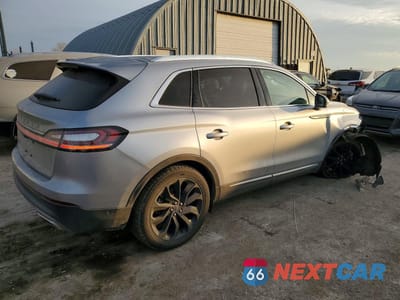 Trzecie zdjęcie samochodu z tyłu: 2022 LINCOLN NAUTILUS RESERVE VIN:2LMPJ6K91NBL17253 - miniatura