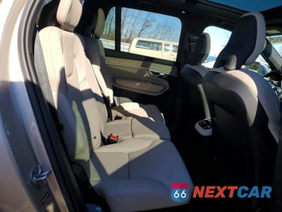 Zdjęcie 11 z 13 samochodu: 2026 VOLVO XC90 PLUS VIN:YV4062PEXT1464842 - miniatura