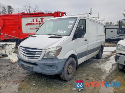 2017 FREIGHTLINER SPRINTER 2500 2WD V6 TDSL CARGO 3.0L WORKER STANDARD ROOF WDYPE7CD1HP514759 - główne zdjęcie licytacji z USA - miniatura
