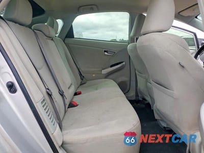 Zdjęcie 10 z 12 samochodu: 2014 TOYOTA PRIUS THREE VIN:JTDKN3DU4E0371839 - miniatura