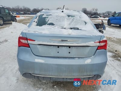 Zdjęcie 6 z 12 samochodu: 2013 CHRYSLER 200 VIN:1C3CCBBB2DN684982 - miniatura