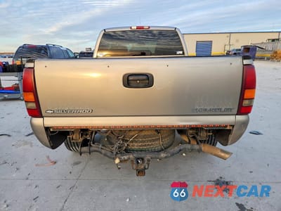 Zdjęcie 6 z 12 samochodu: 2001 CHEVROLET SILVERADO C1500 VIN:2GCEC19V911130785 - miniatura