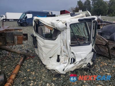 Czwarte zdjęcie samochodu z boku: 2016 INTERNATIONAL PROSTAR VIN:1HSDJAPR6GH218259 - miniatura