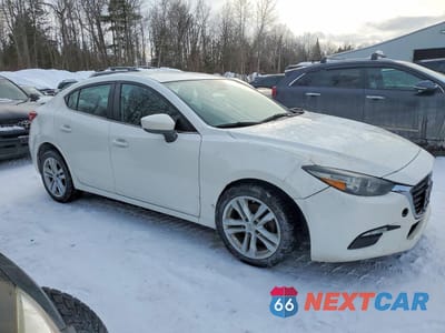 Czwarte zdjęcie samochodu z boku: 2018 MAZDA 3 GS VIN:3MZBN1V70JM255054 - miniatura